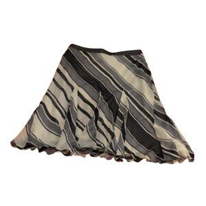 Banana Republic skirt, silk , black and white, size 0, Midi, fall, spring